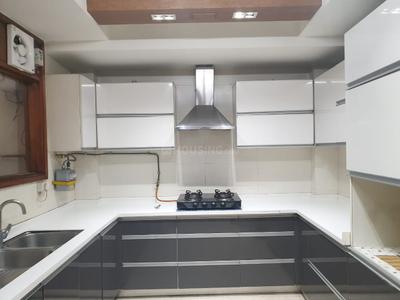 Kitchen Image of 2200 Sq.ft 3 BHK Builder Floor for rent in Defence Colony New Delhi for Rs. 145000