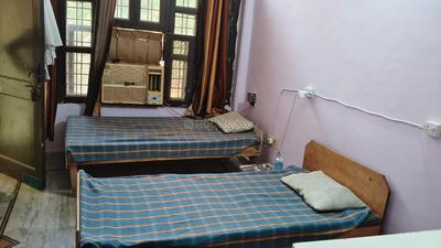 Bedroom Image of Radhey Boy's Pg in Alpha I, Greater Noida