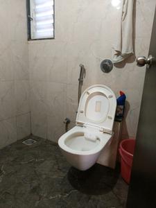 Common Bathroom Image of 980 Sq.ft 2 BHK Apartment / Flat for sale in Mantra 29 Gold Coast, Dhanori Pune for Rs. 8000000