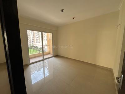 Hall Image of 2140 Sq.ft 4 BHK Apartment / Flat for sale in Amrapali Crystal Homes Phase 1, Sector 76 Noida for Rs. 28800000