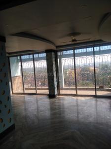 Living Room Image of 1600 Sq.ft 4 BHK Apartment / Flat for sale in Howrah Railway Station Howrah for Rs. 7500000