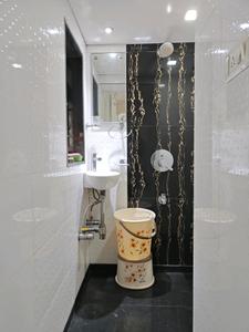 Bedroom Two Image of 576 Sq.ft 2 BHK Apartment / Flat for sale in Grant Road Mumbai for Rs. 15000000