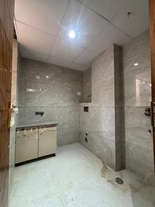 Bathroom Image of 1250 Sq.ft 3 BHK Apartment / Flat for sale in Green View Apartment, Mandi New Delhi for Rs. 7000000