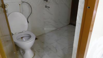 Image of 1600 Sq.ft 3 BHK Builder Floor for rent in Roberts Lines, Lucknow for Rs. 22000