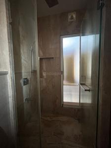 Bathroom Image of 3700 Sq.ft 4 BHK Apartment / Flat for sale in Santacruz West Mumbai for Rs. 300000000