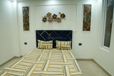 Bedroom Image of 1050 Sq.ft 2 BHK Apartment / Flat for sale in Sector 102 Noida for Rs. 5500000