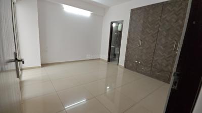 Bedroom Image of 950 Sq.ft 3 BHK Apartment / Flat for sale in Gulshan Bellina, Noida Extension Greater Noida for Rs. 15100000