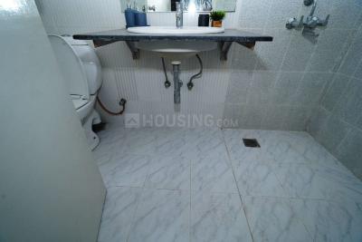 Bathroom Image of 1326 Sq.ft 3 BHK Apartment / Flat for sale in Sare Green Parc 1, Sector 92 Gurgaon for Rs. 12800000