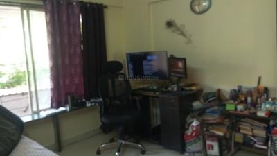 Bedroom Image of 650 Sq.ft 1 BHK Apartment / Flat for rent in Kothrud Pune for Rs. 22000