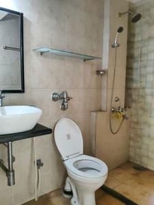 Common Bathroom Image of 950 Sq.ft 2 BHK Apartment / Flat for sale in Runwal 25 Hour Life, Thane West Thane for Rs. 15000000
