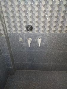 Bathroom Image of 2150 Sq.ft 2 BHK Independent House for rent in Rajarshi Nagar Colony Mirzapur for Rs. 4500