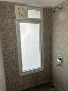 Bathroom Image of 1050 Sq.ft 2 BHK Apartment / Flat for rent in Janta Galaxy Heights Tower A Phase 3, Sector 66 Mohali for Rs. 30000