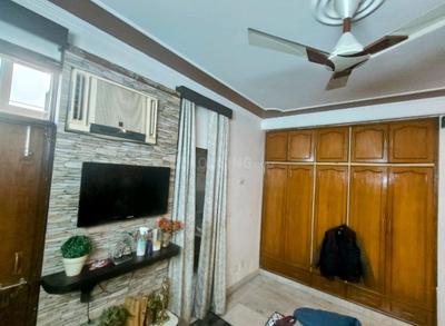 Hall Image of 1350 Sq.ft 3 BHK Apartment / Flat for sale in Purvanchal Kailash Dham, Sector 50 Noida for Rs. 18500000