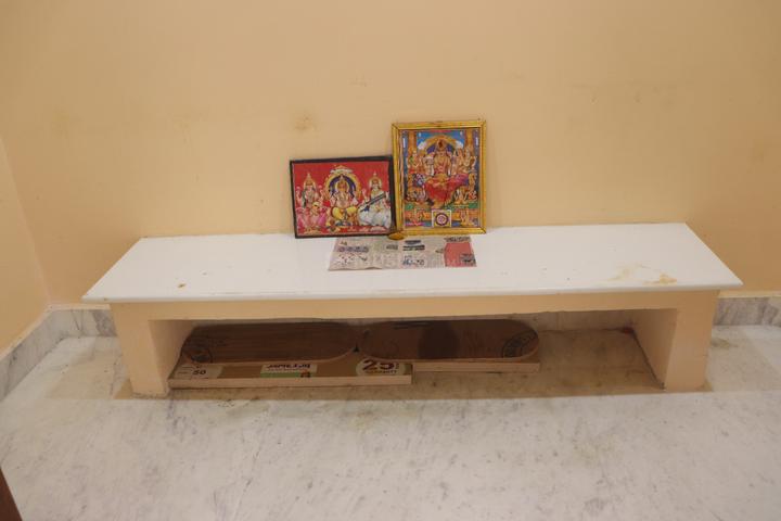 Latha house Bedroom 1