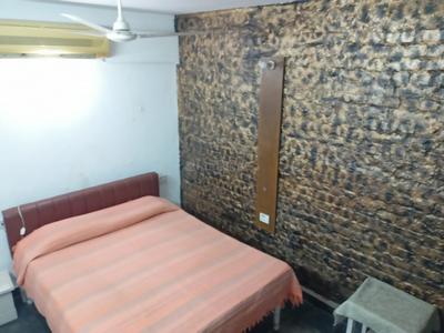 Bedroom Image of 1400 Sq.ft 2 BHK Builder Floor for rent in Sarva Priya Apartments, Hauz Khas New Delhi for Rs. 60000