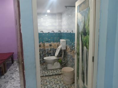 Bathroom Image of 430 Sq.ft 2 BHK Builder Floor for rent in Manduwadih Varanasi for Rs. 6500