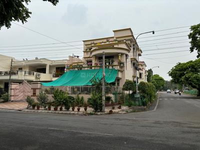 Image of 5000 Sq.ft 10 BHK Independent House for sale in Sector 71, Mohali for Rs. 140000000