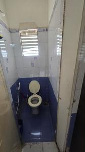 Bathroom Image of 1080 Sq.ft 2 BHK Apartment / Flat for rent in Memnagar Ahmedabad for Rs. 26000