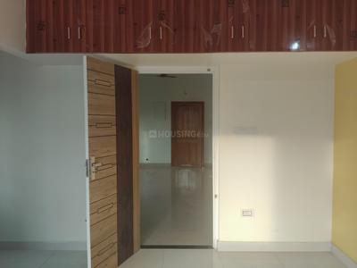 Bedroom Image of 1300 Sq.ft 3 BHK Apartment / Flat for rent in Choolaimedu Chennai for Rs. 40000