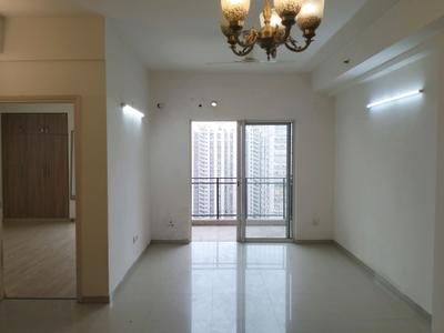 Living Room Image of 1700 Sq.ft 3 BHK Apartment / Flat for rent in DLF Capital Greens Phase 1 And 2, Karampura New Delhi for Rs. 60000