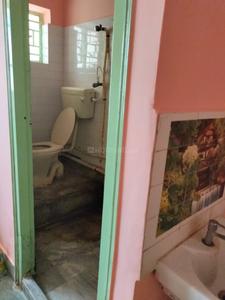Bathroom Image of 1330 Sq.ft 3 BHK Apartment / Flat for sale in Dum Dum Kolkata for Rs. 3500000