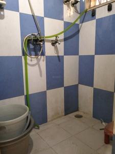 Common Bathroom Image of 990 Sq.ft 2 BHK Apartment / Flat for sale in Vikaspuri New Delhi for Rs. 7500000