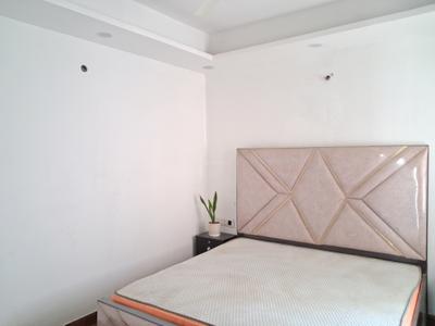 Bedroom Image of 1350 Sq.ft 3 BHK Apartment / Flat for sale in JMD Diamond Residency by JMD Construction, Sector 73 Noida for Rs. 6000000