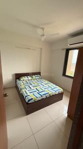 Bedroom Image of 1600 Sq.ft 2 BHK Apartment / Flat for rent in Science City Ahmedabad for Rs. 38000