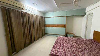 Bedroom Image of 3000 Sq.ft 4 BHK Villa for rent in Sola Ahmedabad for Rs. 42000
