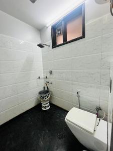 Bathroom Image of 900 Sq.ft 2 BHK Builder Floor for rent in Tagore Garden Extension New Delhi for Rs. 36000