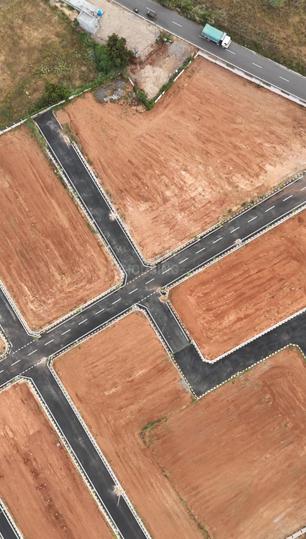 Everest Brooksdale Main Image 1