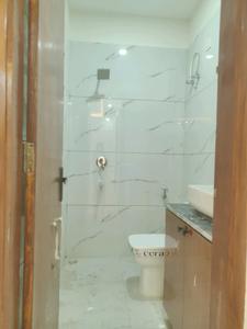Common Bathroom Image of 1350 Sq.ft 3 BHK Builder Floor for sale in BPTP District 5, Sector 84 Faridabad for Rs. 14500000