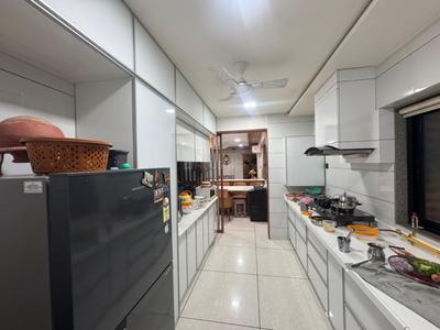 Kitchen Image of 2170 Sq.ft 3 BHK Apartment / Flat for sale in Kavisha Pebble Bay Phase 2, Chandkheda Ahmedabad for Rs. 13500000