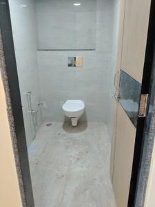 Bathroom Image of 600 Sq.ft 1 BHK Builder Floor for rent in Mangalnath Singapore Residency, Devguradia Indore for Rs. 8000
