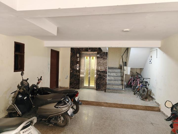 A 293 B 4 Unit no Main Image 1