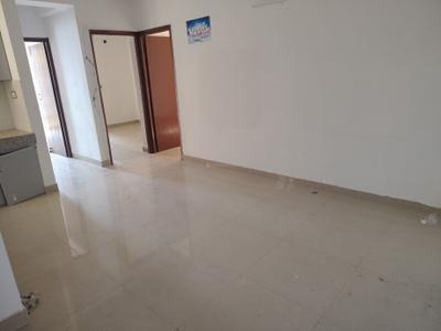 Living Room Image of 900 Sq.ft 3 BHK Apartment / Flat for sale in ROF Amaltas, Sector 92 Gurgaon for Rs. 6800000