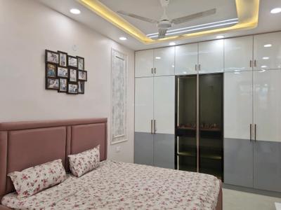 Bedroom Image of 700 Sq.ft 2 BHK Apartment / Flat for sale in Dwarka Mor New Delhi for Rs. 5800000