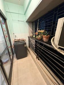 Balcony Image of 960 Sq.ft 2.5 BHK Apartment / Flat for rent in Chinar Park Kolkata for Rs. 23000