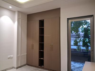 Bedroom Image of 1800 Sq.ft 3 BHK Builder Floor for sale in Paschim Vihar New Delhi for Rs. 36000000