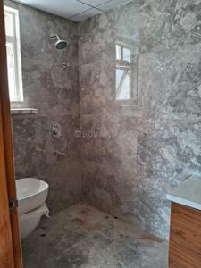 Bathroom Image of 1350 Sq.ft 3 BHK Apartment / Flat for rent in Cooke Town Bengaluru for Rs. 80000