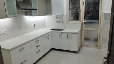 Kitchen Image of 3240 Sq.ft 3 BHK Builder Floor for rent in Unitech Cedar Crest, Sector 50 Gurgaon for Rs. 70000