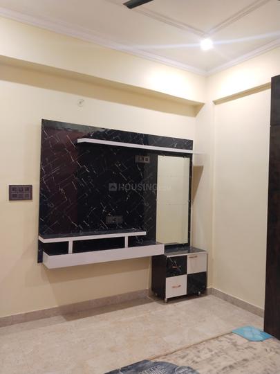 BLACK STONE REALTY Bedroom 1