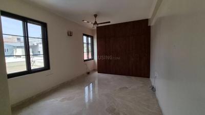 Bedroom Image of 2250 Sq.ft 4 BHK Apartment / Flat for rent in Alwarpet Chennai for Rs. 210000