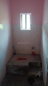Bathroom Image of 1200 Sq.ft 3 BHK Independent House for rent in Murli Nagar Dhanbad for Rs. 7800