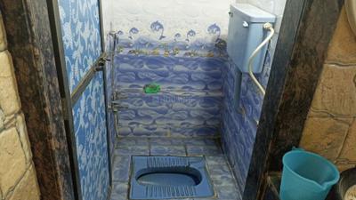 Bathroom Image of 520 Sq.ft 1 BHK Apartment / Flat for rent in Kasarvadavali Thane for Rs. 20000