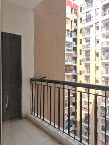 Living Room Image of 1074 Sq.ft 2.5 BHK Apartment / Flat for sale in Amrapali Zodiac, Sector 119 Noida for Rs. 10200000