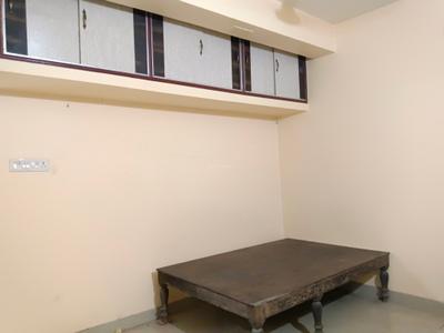 Bedroom Image of 350 Sq.ft 1 RK Apartment / Flat for rent in South Dum Dum Kolkata for Rs. 7000