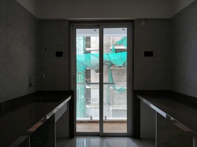 Kitchen Image of 1000 Sq.ft 3 BHK Apartment / Flat for rent in Pratik Gems, Kamothe Navi Mumbai for Rs. 42000