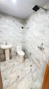 Image of 1050 Sq.ft 2 BHK Apartment / Flat for sale in Sector 73, Noida for Rs. 3795000