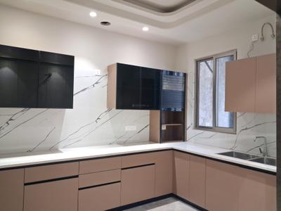 Kitchen Image of 1350 Sq.ft 3 BHK Builder Floor for rent in Paschim Vihar New Delhi for Rs. 75000